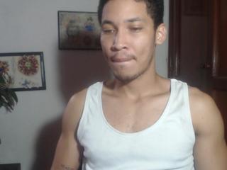 Rui Maddoox webcam model stream image