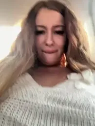 AndreaMood webcam model stream image