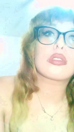 AdienMoon webcam cam4 model stream image