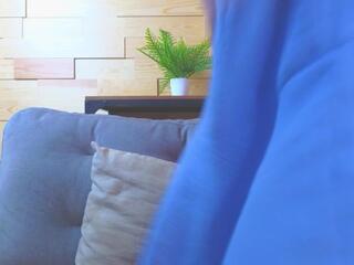 Alodia Gladman webcam model stream image