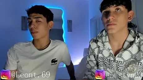 LoganTwink18 webcam model stream image