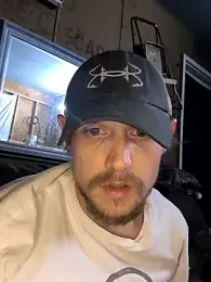 Midwestalpha webcam model stream image