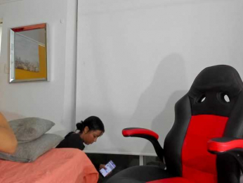 khloeandres webcam model stream image
