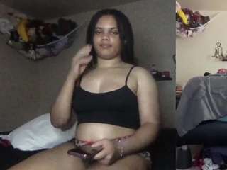 infinitiwhitebaby webcam model stream image