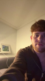 Erimore webcam model stream image