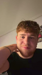 Erimore webcam model stream image