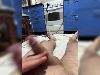Masha--bear webcam model stream image