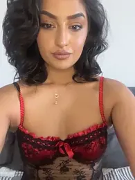 Mia_spicyy webcam model stream image