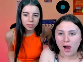 luna_noct webcam model stream image