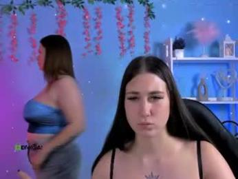 luna_noct webcam model stream image