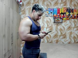 Rojas S webcam model stream image