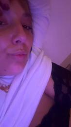 AmourCoquin webcam model stream image