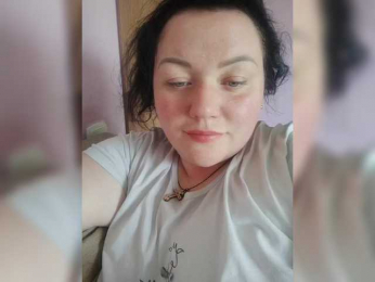 Kettttiiiii webcam model stream image