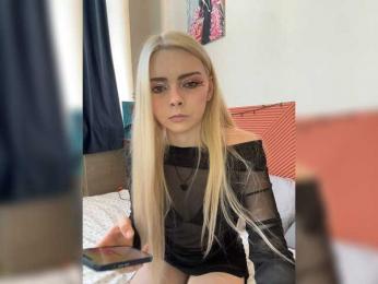 Chanterelle008 webcam model stream image