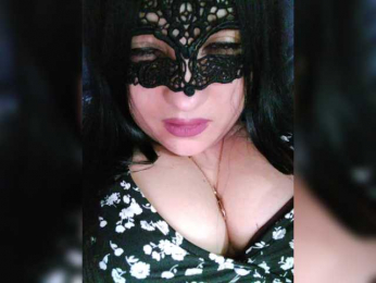 Jamili webcam model stream image