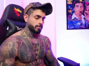 logan_hugh8 webcam model stream image