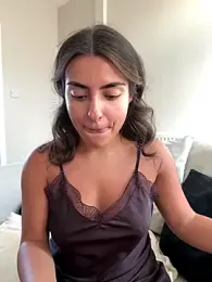 cute_carly_ webcam model stream image
