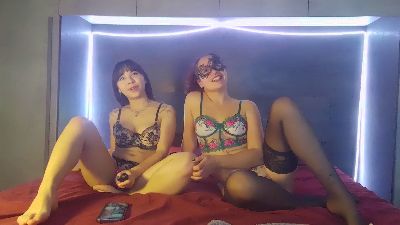 YumiLux webcam model stream image