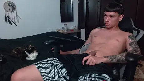 aaron_blug webcam model stream image