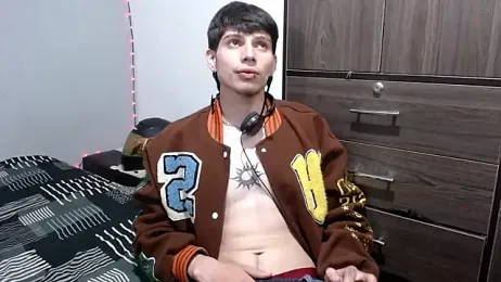 pervertsteens3 webcam model stream image