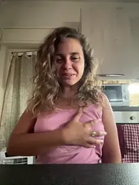 ItalianiMuli webcam model stream image
