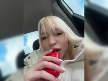 Cristi-Candy webcam bongacams model stream image