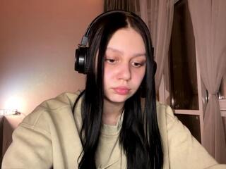 Marhta Holsclaw webcam flirt4free model stream image