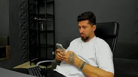 LoganStroud webcam stripchat model stream image