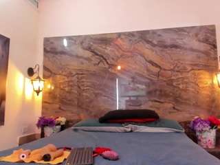 analia-smith webcam model stream image