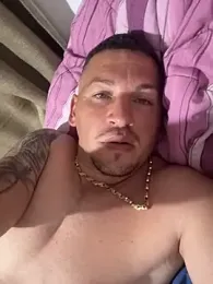 ModelJJ webcam model stream image
