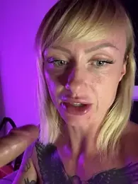 haileyhope_ webcam model stream image