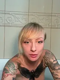 haileyhope_ webcam model stream image