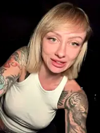 haileyhope_ webcam model stream image