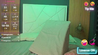 AmyGlow webcam model stream image