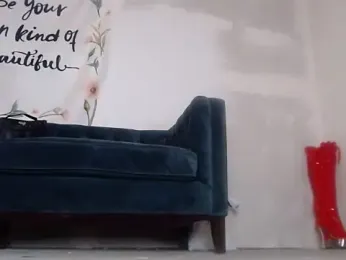 Sweet-Ginger webcam model stream image