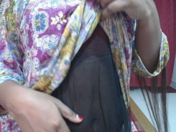 sweet-simran webcam bongacams model stream image