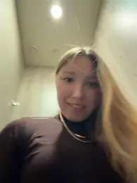 -NaughtyAngel- webcam model stream image