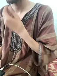 NchadeeQ_n7wiiiQ webcam stripchat model stream image