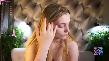 LynEdwards webcam stripchat model stream image
