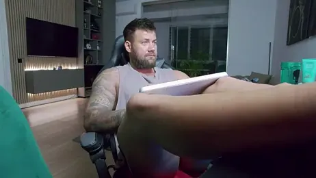 UbbeViking webcam model stream image