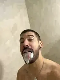 Guyinthemountain webcam stripchat model stream image