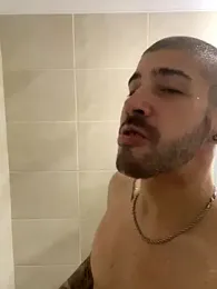 Guyinthemountain webcam model stream image