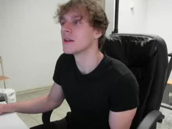 charles_dreams webcam chaturbate model stream image