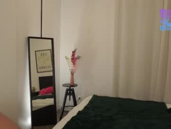 miarouxie webcam chaturbate model stream image