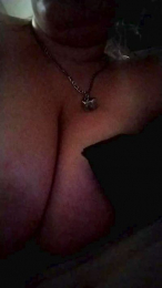 Justkrys webcam model stream image