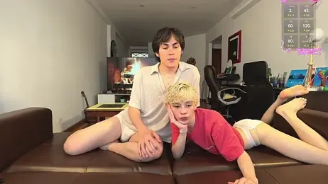 maple_and_neon webcam model stream image