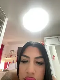 EveFire webcam model stream image