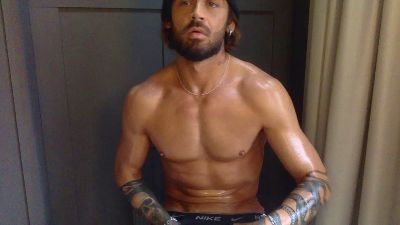 tylerjamesxxx webcam model stream image