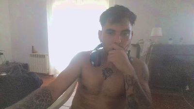 ErikTattoo webcam model stream image
