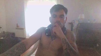 ErikTattoo webcam model stream image